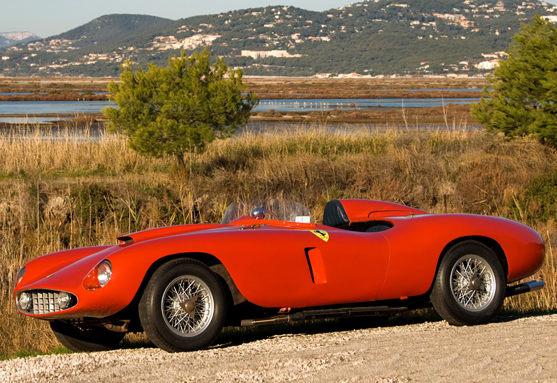 Ferrari 121 LM Scaglietti Spyder = 274 км/ч. 330 л.с. 4.8 сек.
