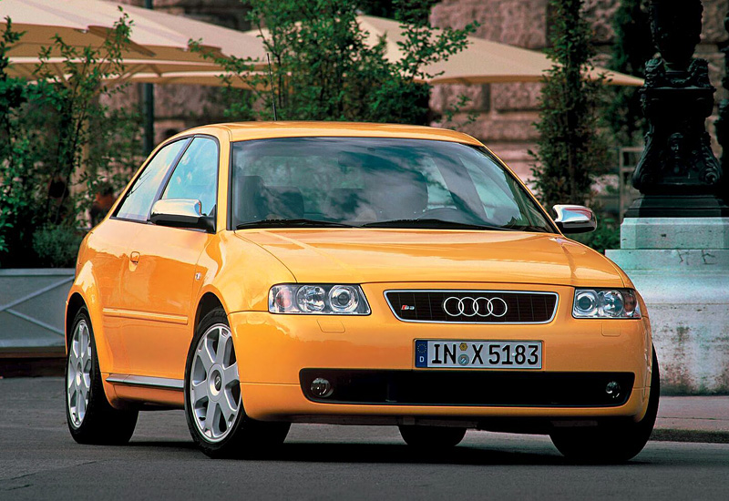 Audi S3 (8L) = 238 км/ч. 210 л.с. 6.9 сек.