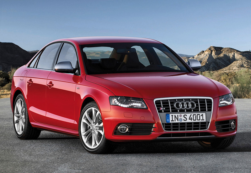 Audi S4 Sedan (B8,8K) = 250+ км/ч. 333 л.с. 5.1 сек.
