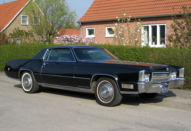 Cadillac Fleetwood Eldorado IV = 205 км/ч. 400 л.с. 8.1 сек.