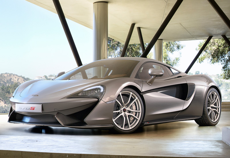 McLaren 570S Coupe = 328 км/ч. 570 л.с. 3.2 сек.