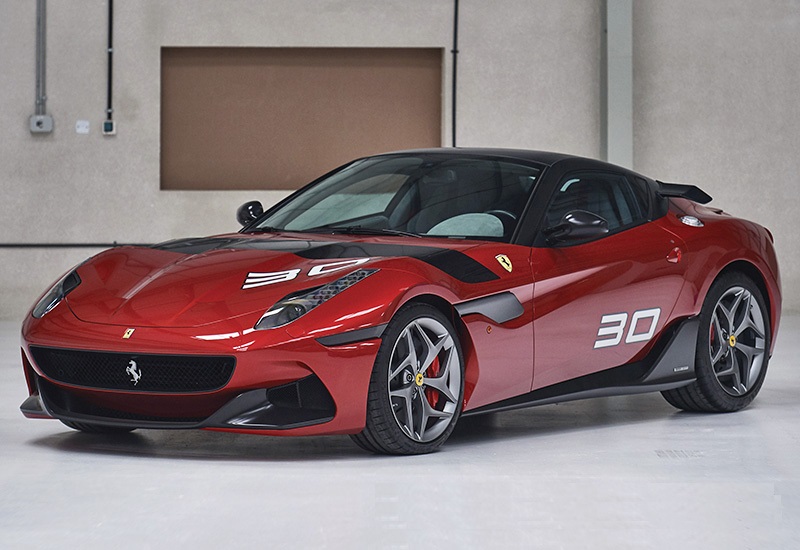 Ferrari SP30 = 335 км/ч. 670 л.с. 3.35 сек.