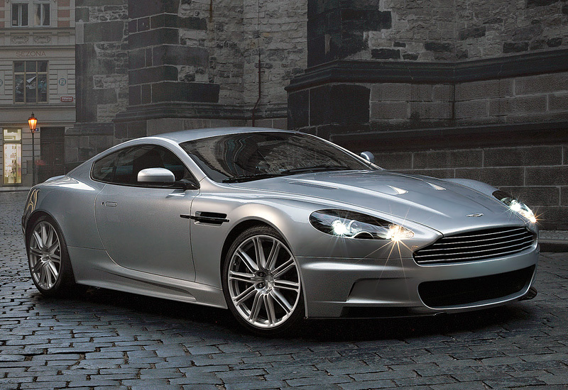 Aston Martin DBS = 307 км/ч. 517 л.с. 4.3 сек.