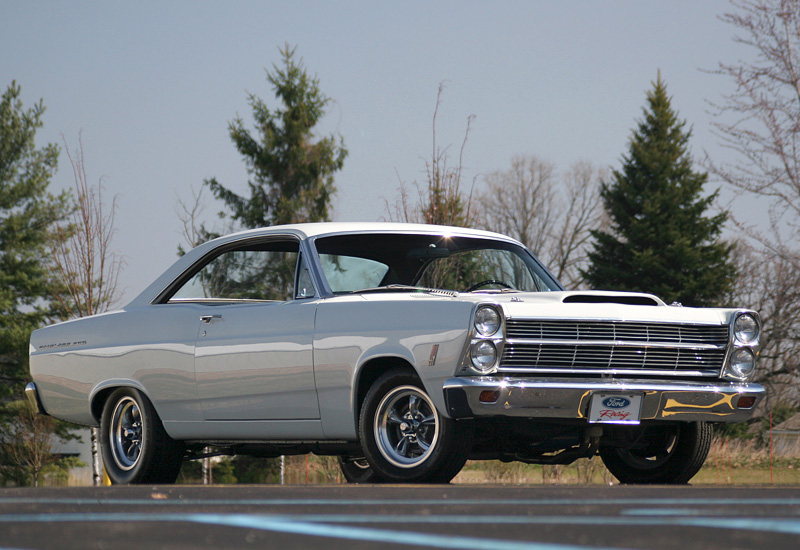 Ford Fairlane 500 Hardtop Coupe 427 R-code = 206 км/ч. 425 л.с. 5.2 сек.