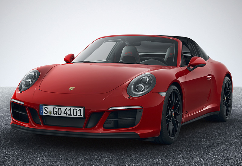 Porsche 911 Targa 4 GTS (991.2) = 306 км/ч. 450 л.с. 3.7 сек.