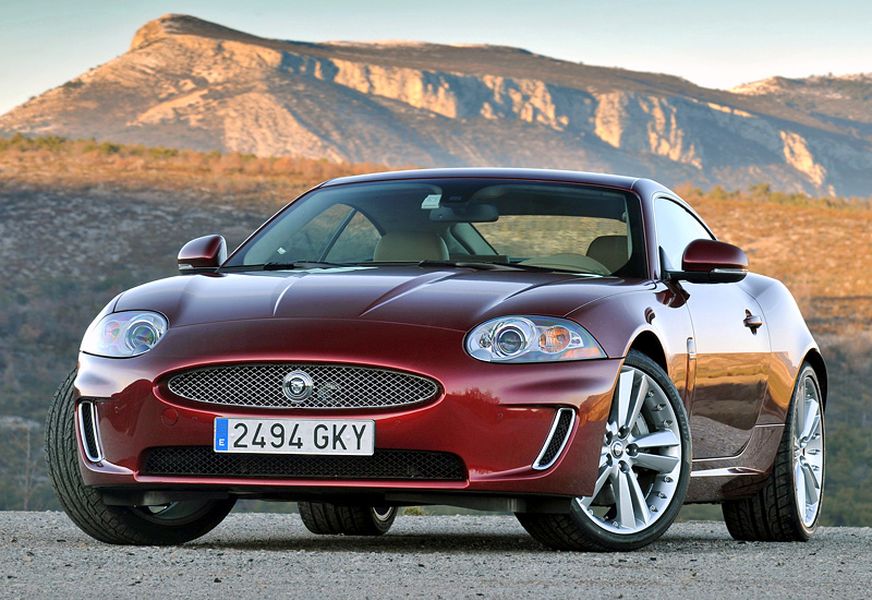 Jaguar XK 5.0 Coupe = 250+ км/ч. 385 л.с. 5.5 сек.