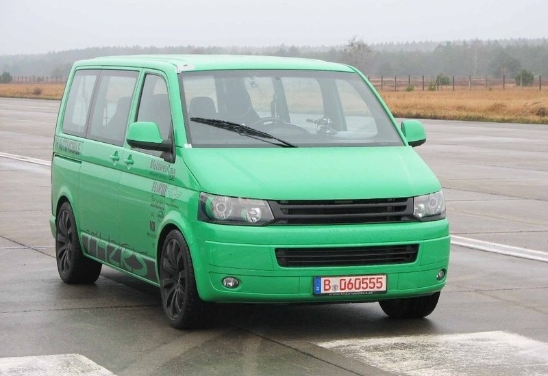 Volkswagen Transporter T5 TH2RS by TH Automobile = 310 км/ч. 780 л.с. 4.4 сек.