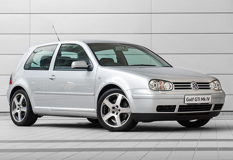 Volkswagen Golf GTI (Typ 1J) = 228 км/ч. 210 л.с. 7.4 сек.