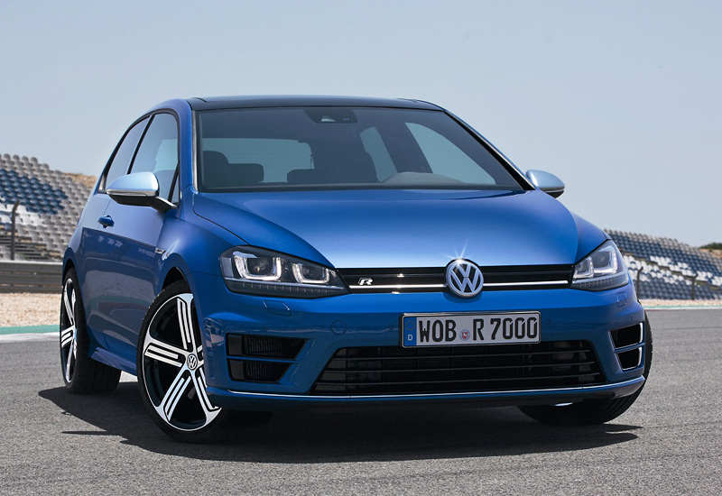 Volkswagen Golf R = 250+ км/ч. 301 л.с. 4.9 сек.