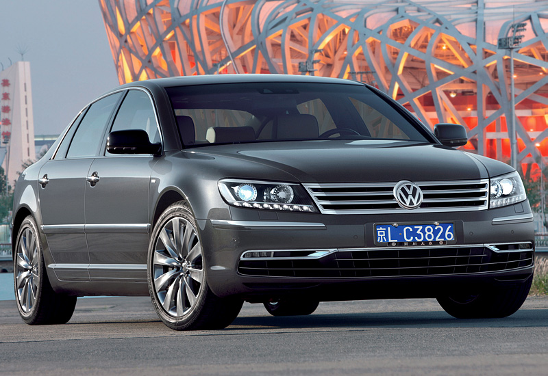 Volkswagen Phaeton W12 = 250 км/ч. 450 л.с. 6.1 сек.