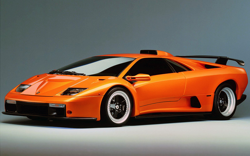 Lamborghini Diablo GT = 338 км/ч. 575 л.с. 3.8 сек.