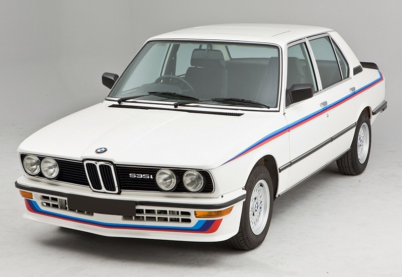 BMW M535i (E12) = 225 км/ч. 218 л.с. 6.8 сек.