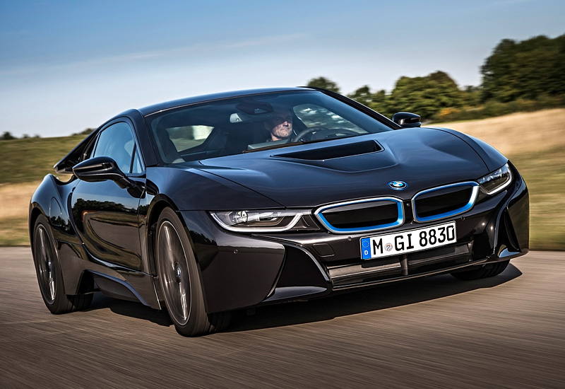 BMW i8 = 250+ км/ч. 362 л.с. 4.4 сек.
