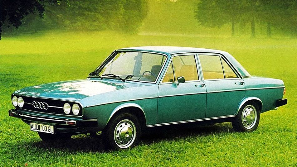 Audi 100 C1