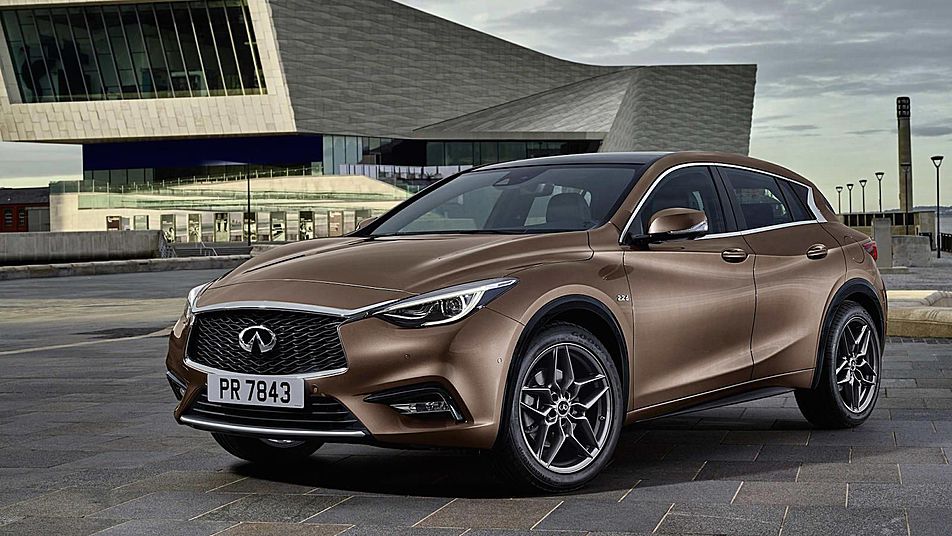 Infiniti Q30