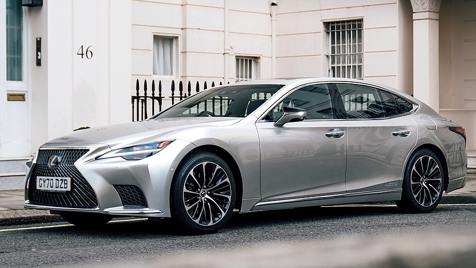 Lexus LS V Hybrid