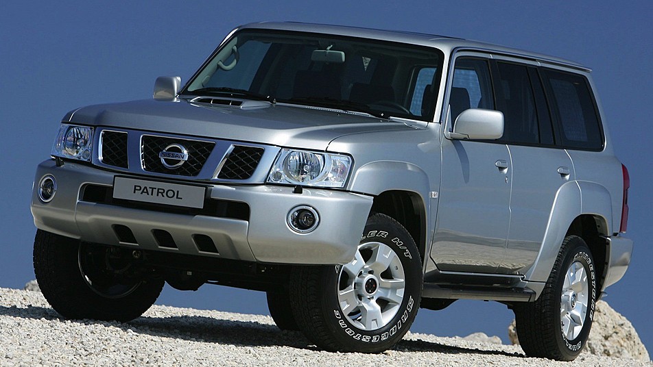 Nissan Patrol V