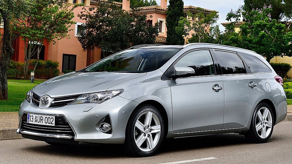 Toyota Auris II Touring Sports