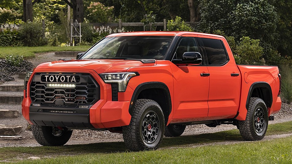 Toyota Tundra III CrewMax