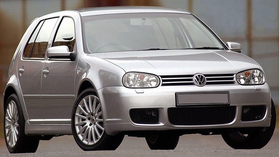 Volkswagen Golf R32 IV 5D