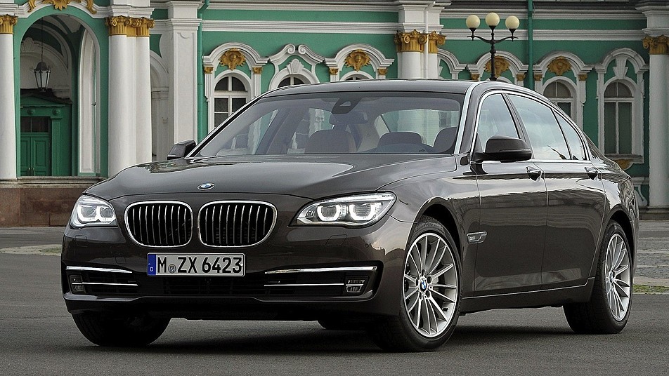 Bmw 7-series V