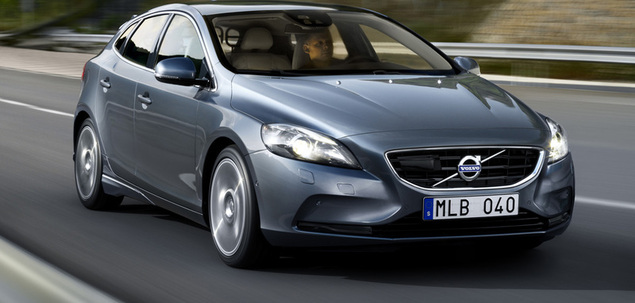 Volvo V40 III