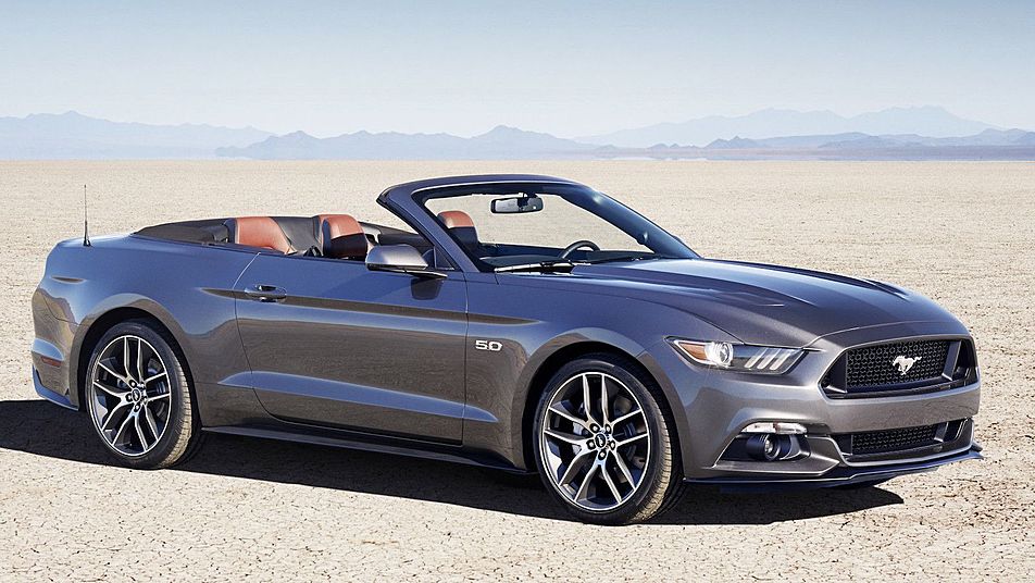 Ford Mustang VI Convertible