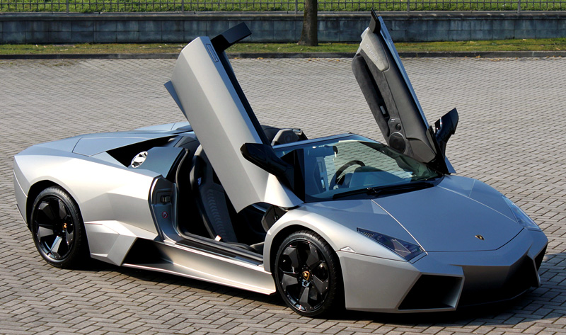 Lamborghini Reventon Roadster = 350 км/ч. 670 л.с. 3.4 сек.