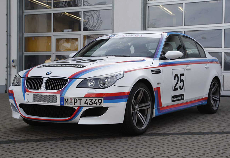 BMW M5 CSL 25th Anniversary (E60) = 322 км/ч. 580 л.с. 3.8 сек.