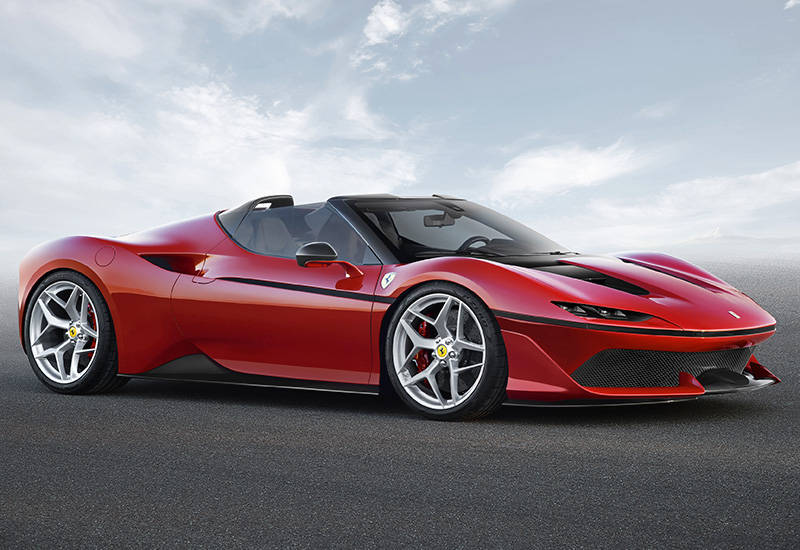 Ferrari J50 = 335 км/ч. 690 л.с. 2.8 сек.