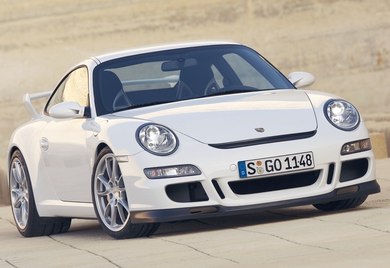 Porsche 911 GT3 (997) = 310 км/ч. 415 л.с. 4.2 сек.