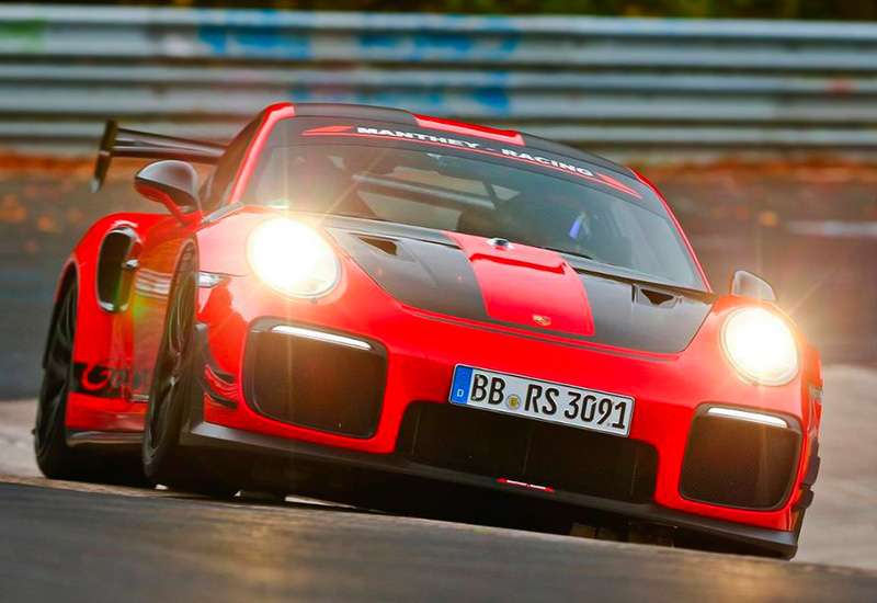 Porsche 911 GT2 RS MR (991.2) = 340 км/ч. 700 л.с. 2.7 сек.