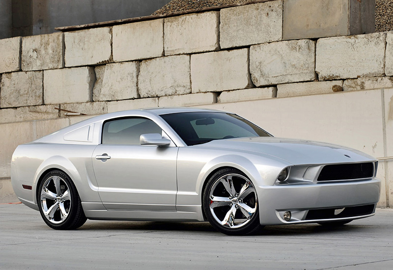 Ford Mustang Iacocca Silver 45th Anniversary Edition = 250 км/ч. 405 л.с. 4.9 сек.