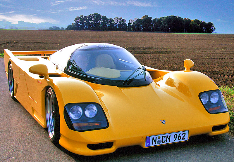 Dauer 962 Le Mans Porsche = 402 км/ч. 730 л.с. 2.7 сек.