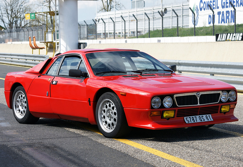 Lancia Rally 037 Stradale = 226 км/ч. 205 л.с. 6.3 сек.
