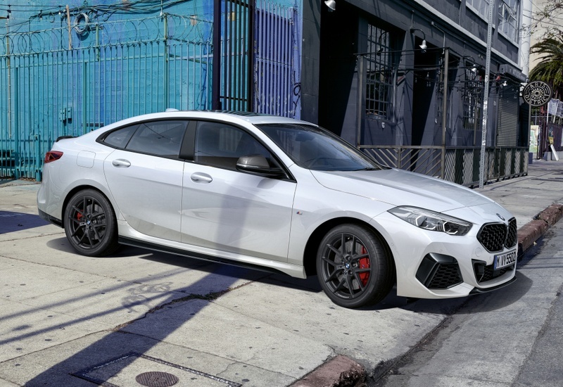BMW M235i xDrive Gran Coupe with M Performance Parts (F44) = 250 км/ч. 306 л.с. 4.9 сек.